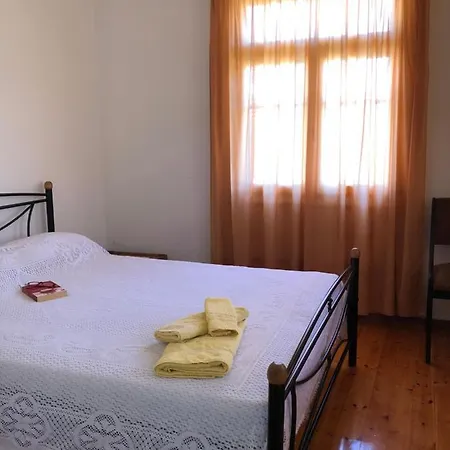 Apartment Martha Iv Amaliada